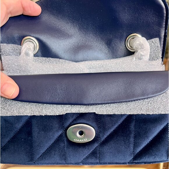 NEW WITH TAGS!! SOLD OUT!  AUTHENTIC Coach Blue Velvet Quilted Tabby 20 - Picture 8 of 14